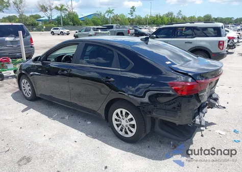 2021 Kia Forte Fe из США, поврежденный, VIN 3KPF24AD2ME374684